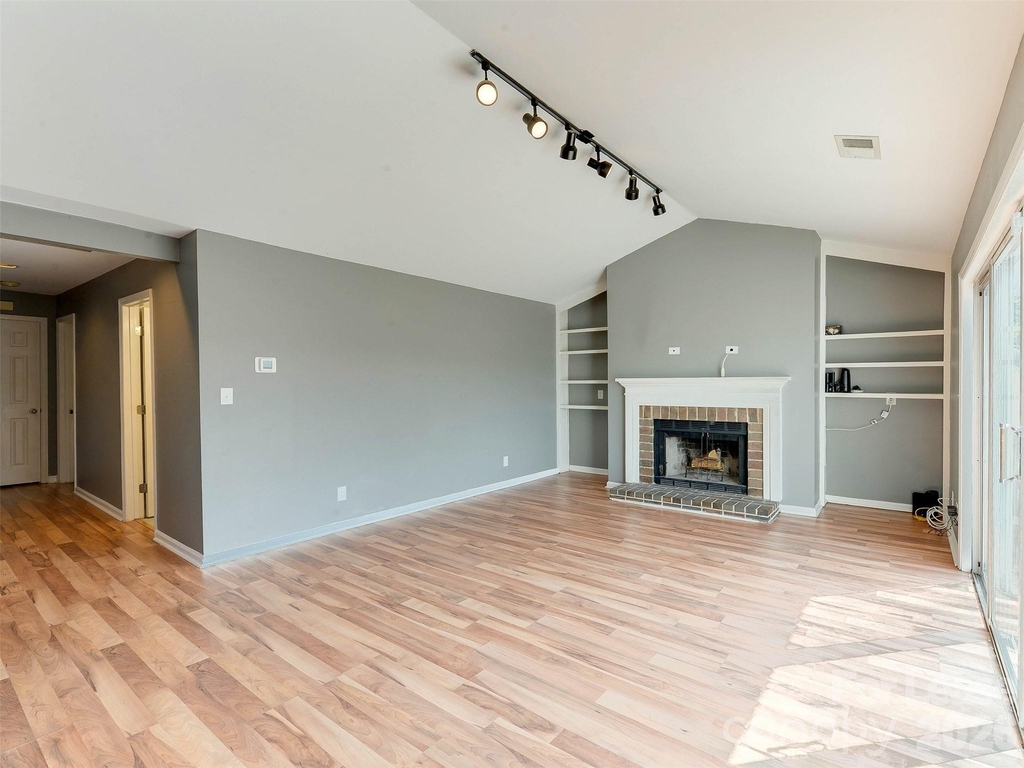 766 Marsh Road - Photo 10
