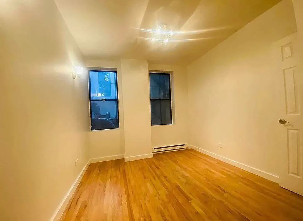 West 29th Street - Photo 7