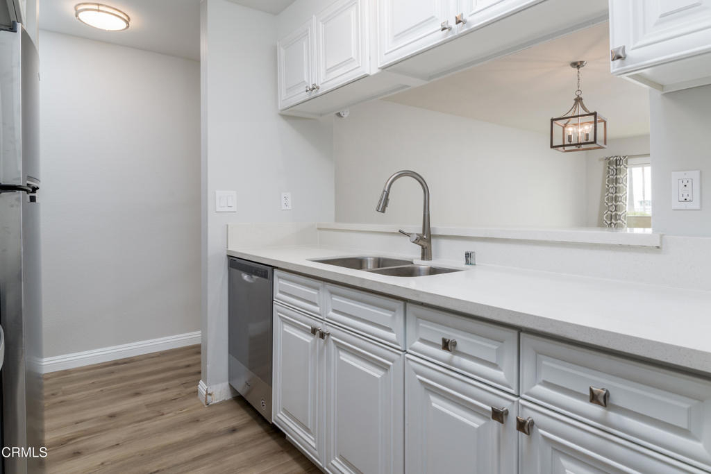 257 E Surfside Drive - Photo 10
