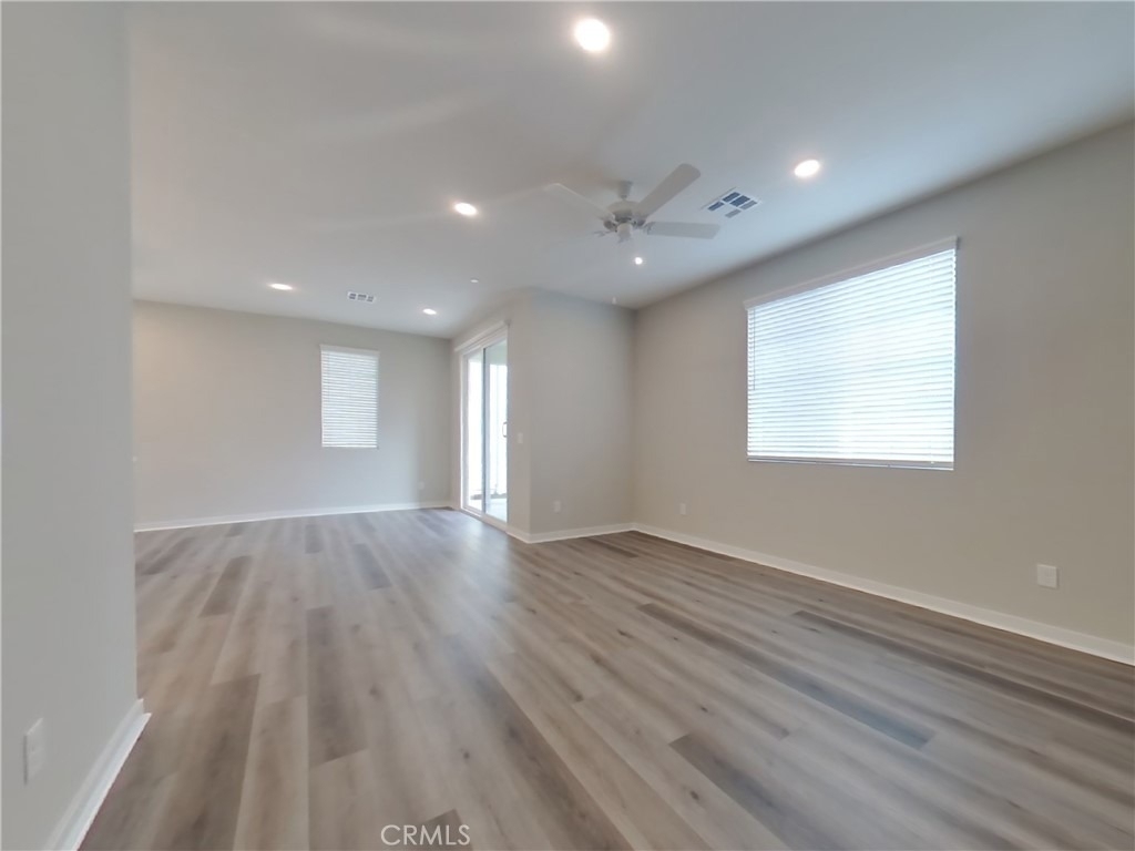 31692 Hans Drive - Photo 3