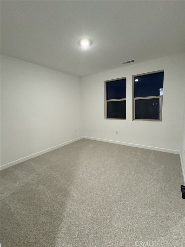 315 Honeysuckle Way - Photo 8