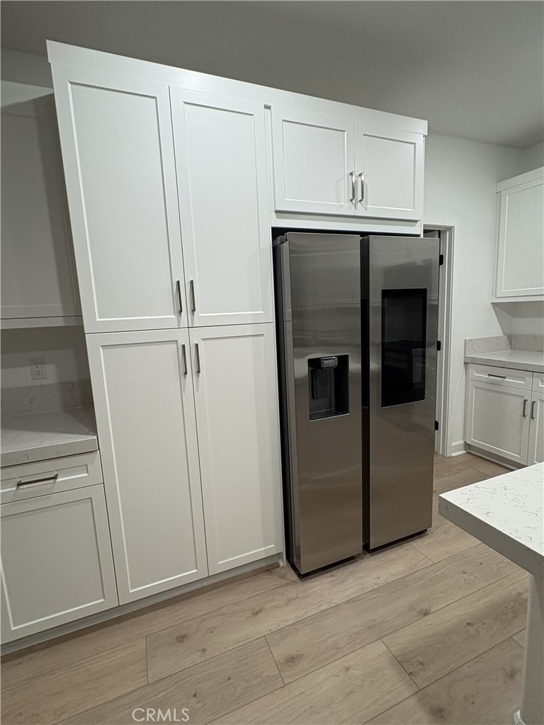 315 Honeysuckle Way - Photo 3