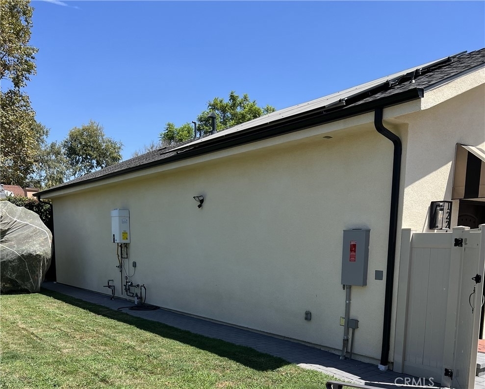 12243 Califa Street - Photo 21
