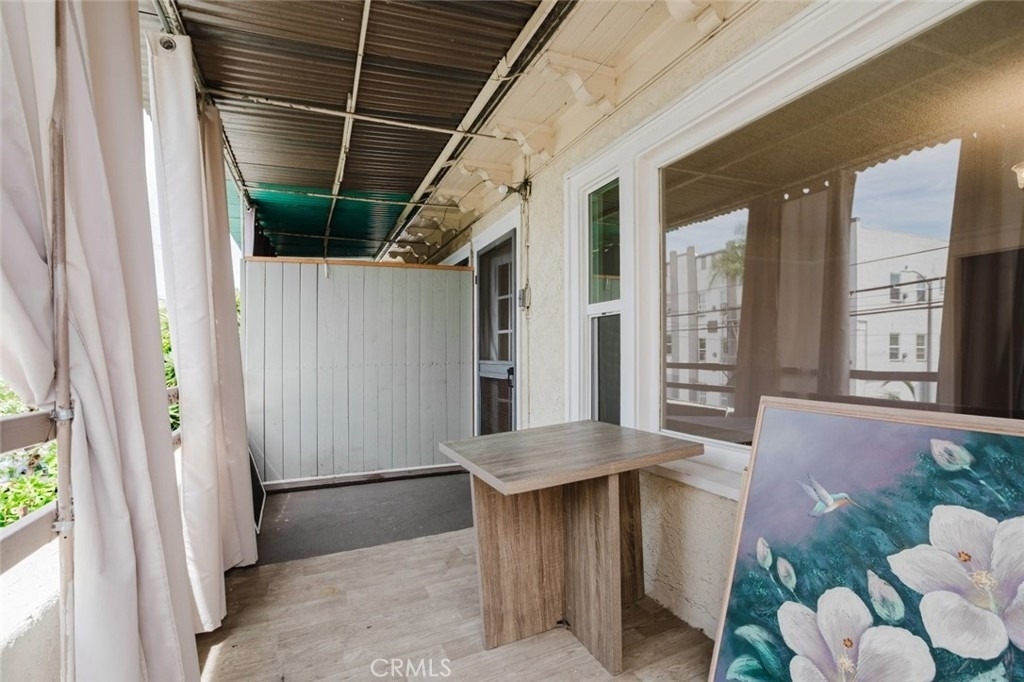 1634 N Alexandria Avenue - Photo 28