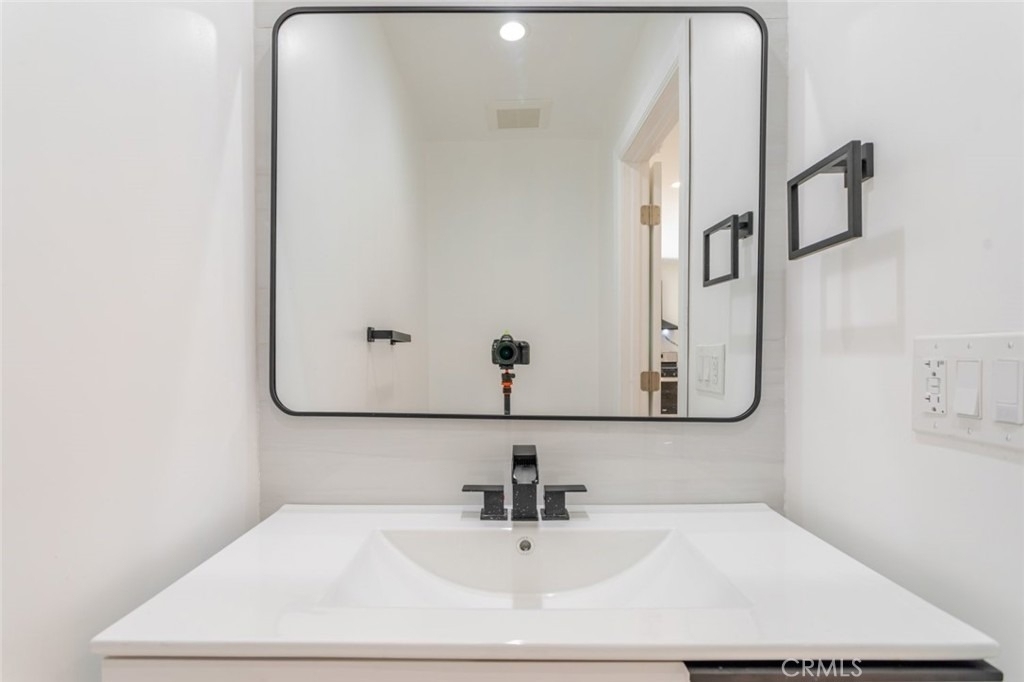 10787 Las Lunitas Avenue - Photo 16