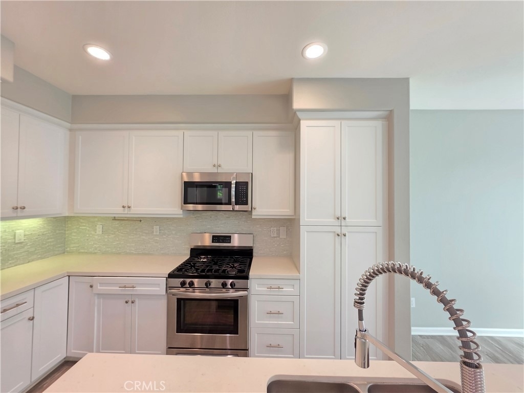 14910 W Castille - Photo 2