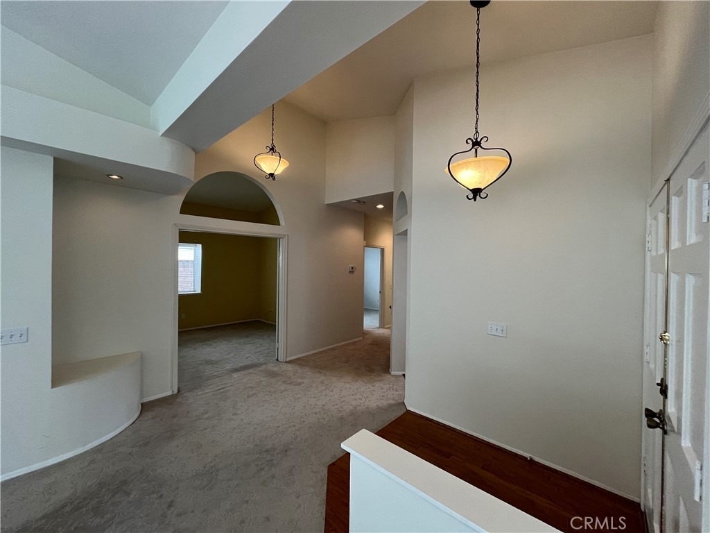 634 Twin Peaks - Photo 6
