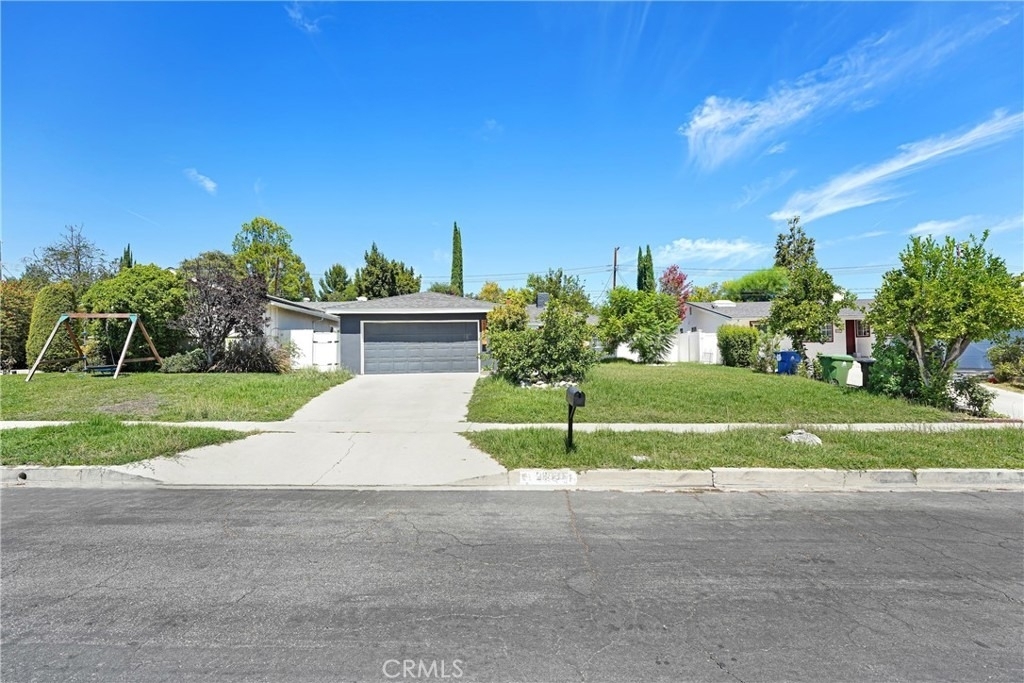 23931 Bessemer Street - Photo 2