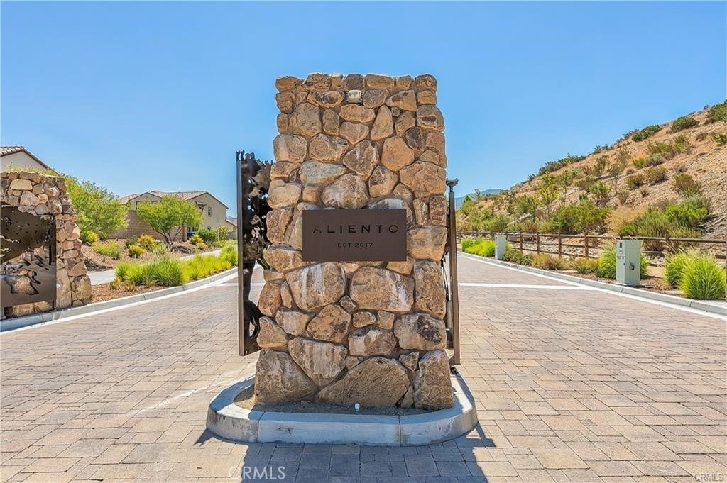 25220 Golden Maple Drive - Photo 34