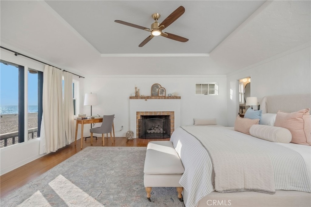 2654 The Strand - Photo 72