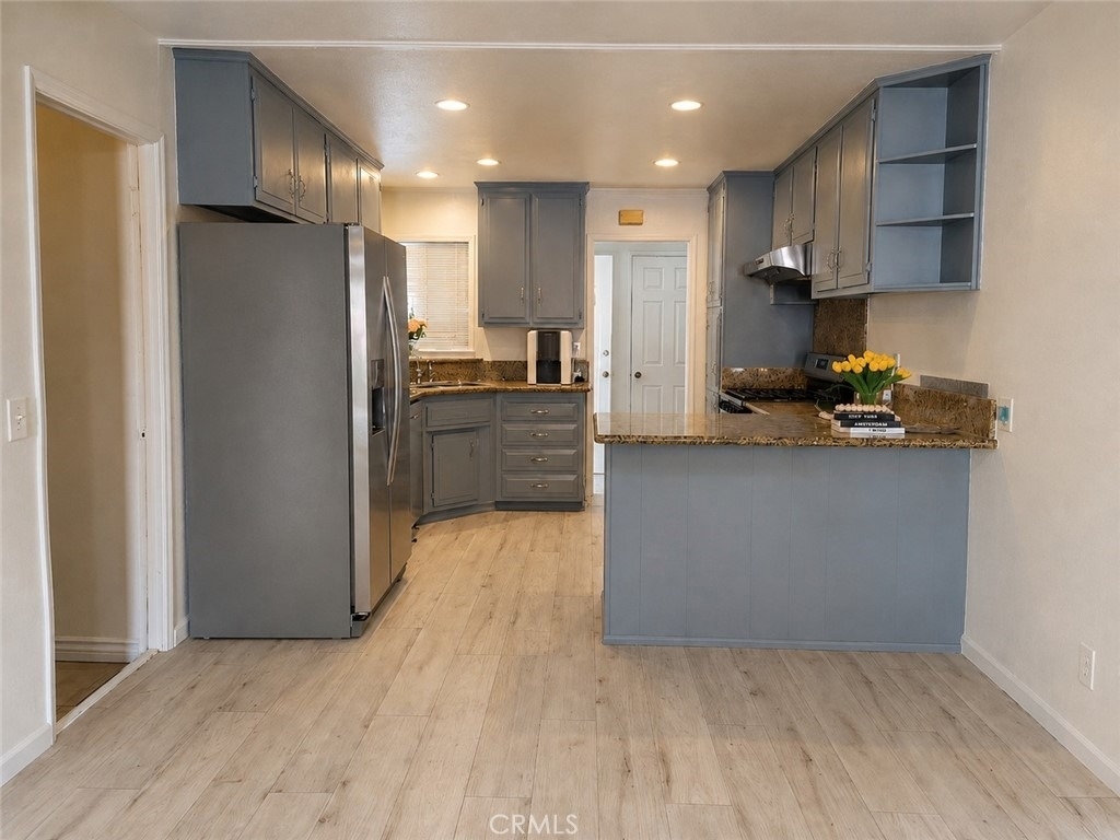 2640 Batson Avenue - Photo 2