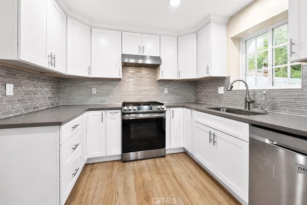 7592 Artesia Blvd - Photo 15