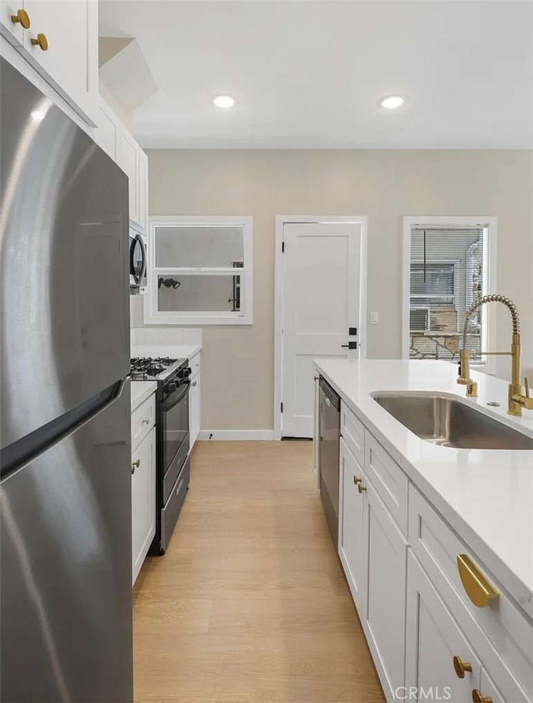 1237 E 1st - Photo 6