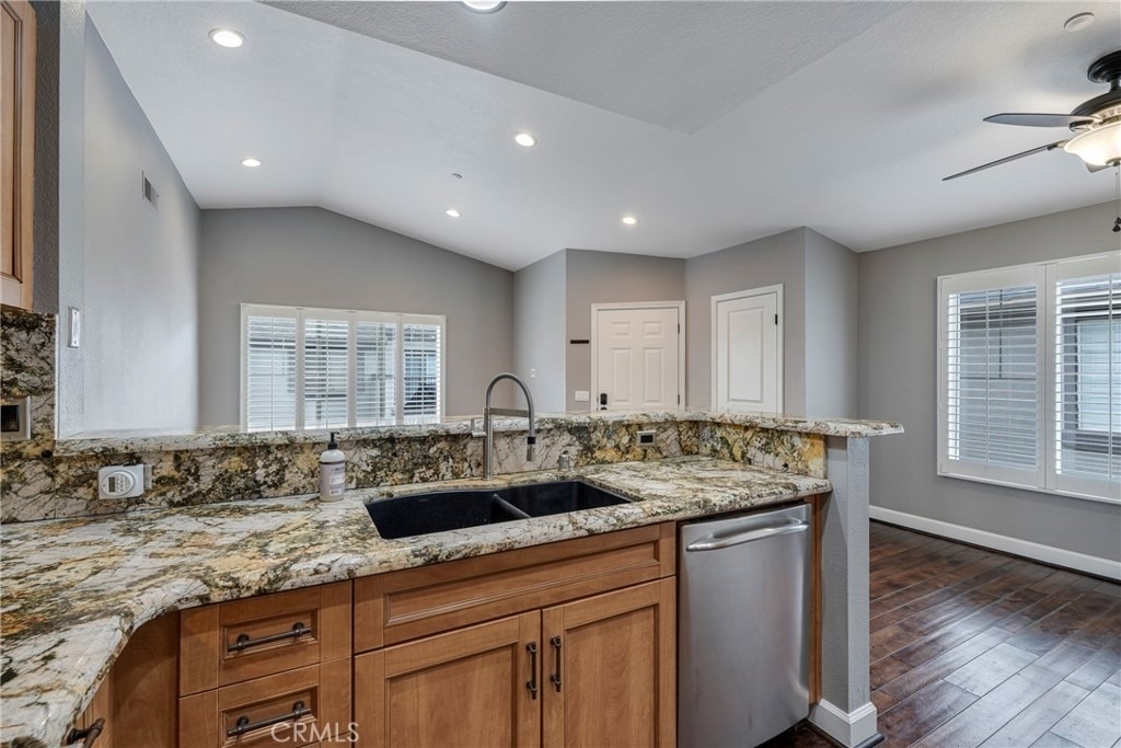 3435 Salisbury Circle - Photo 16