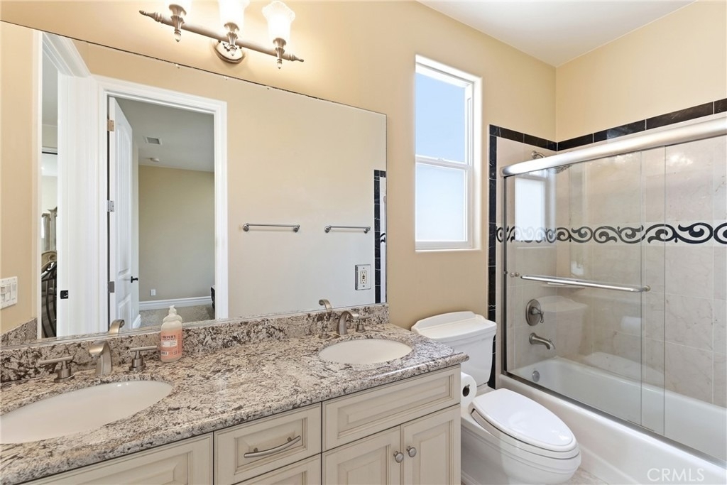 211 Chicago Ave - Photo 20