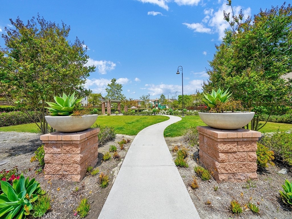 10382 Elizabeth Lane - Photo 44