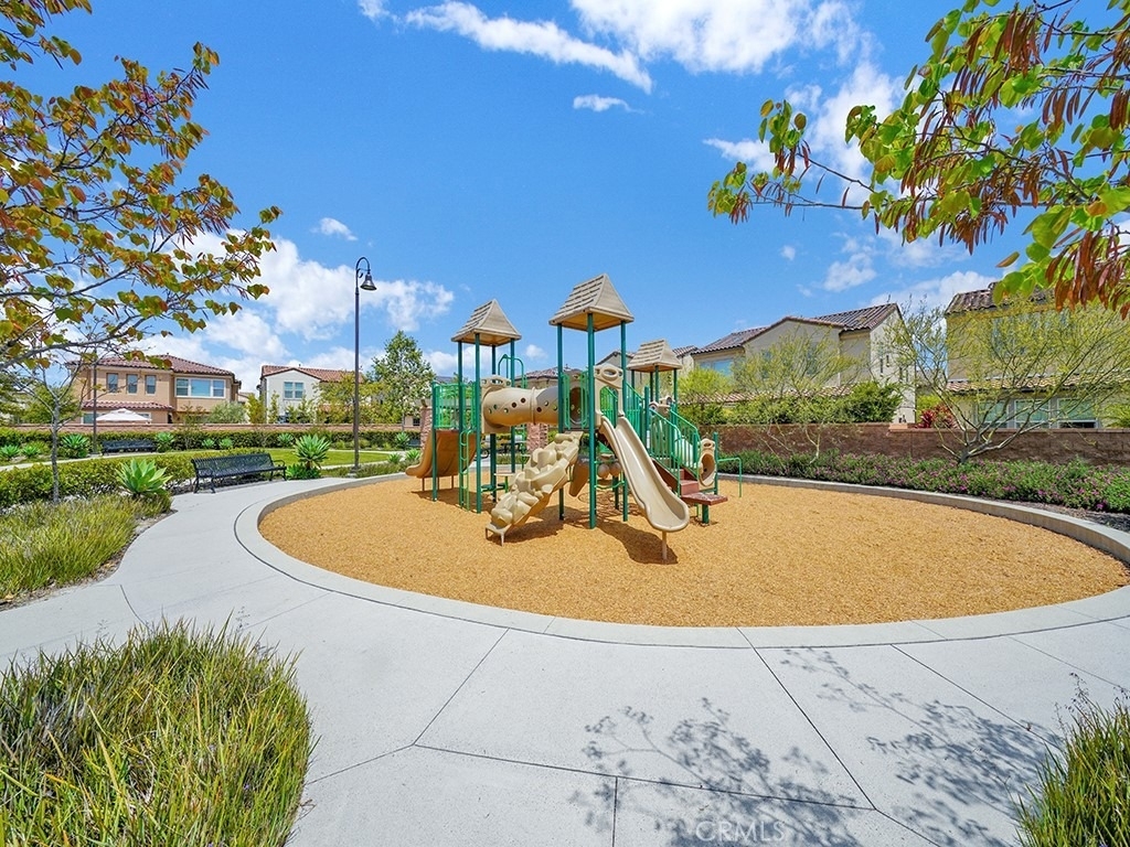10382 Elizabeth Lane - Photo 46