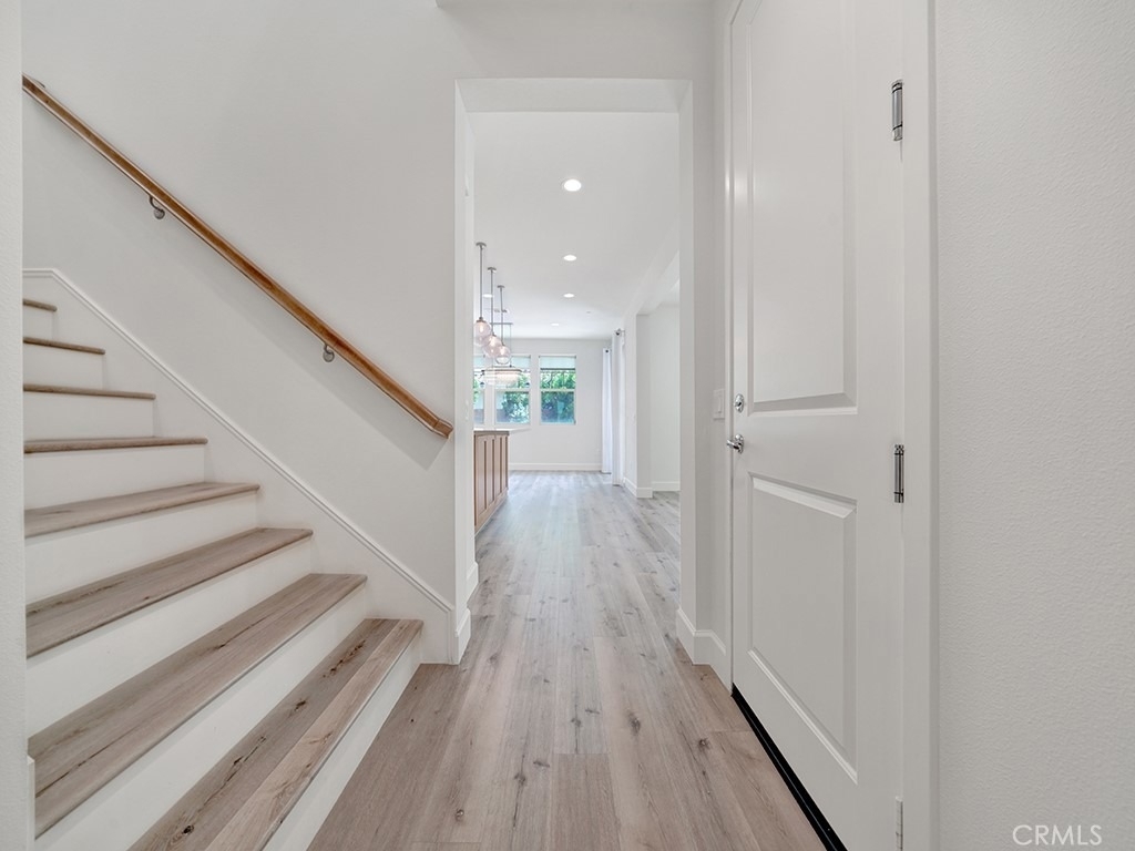 10382 Elizabeth Lane - Photo 5