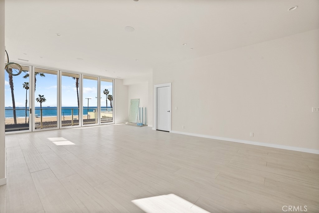 1116 Pch - Photo 12