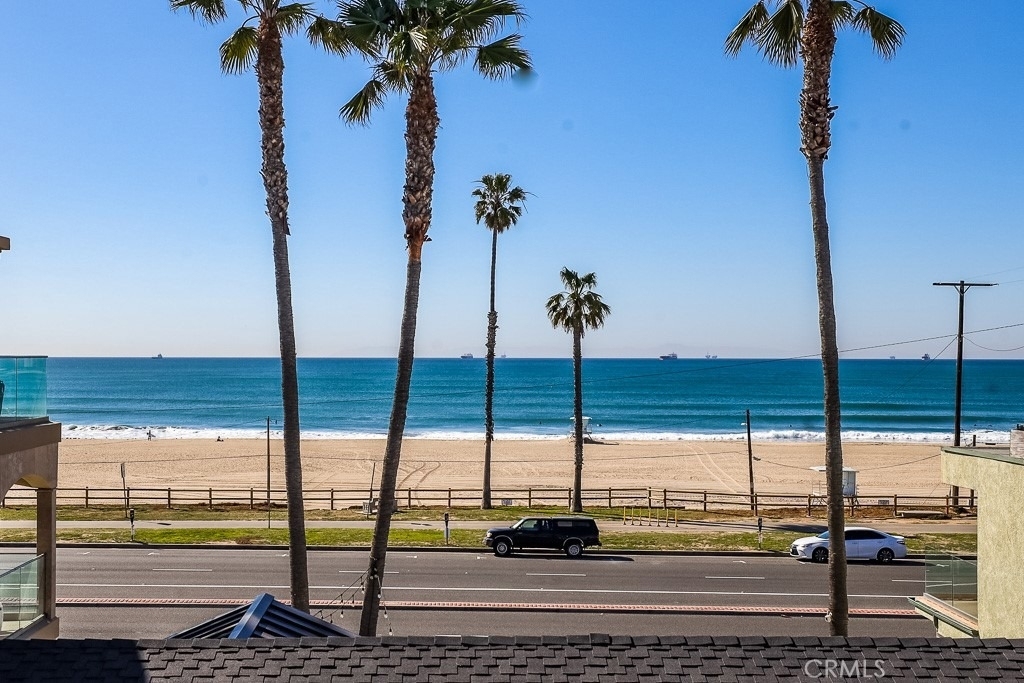 1116 Pch - Photo 22