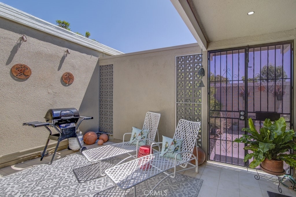 315 Avenida Castilla - Photo 3