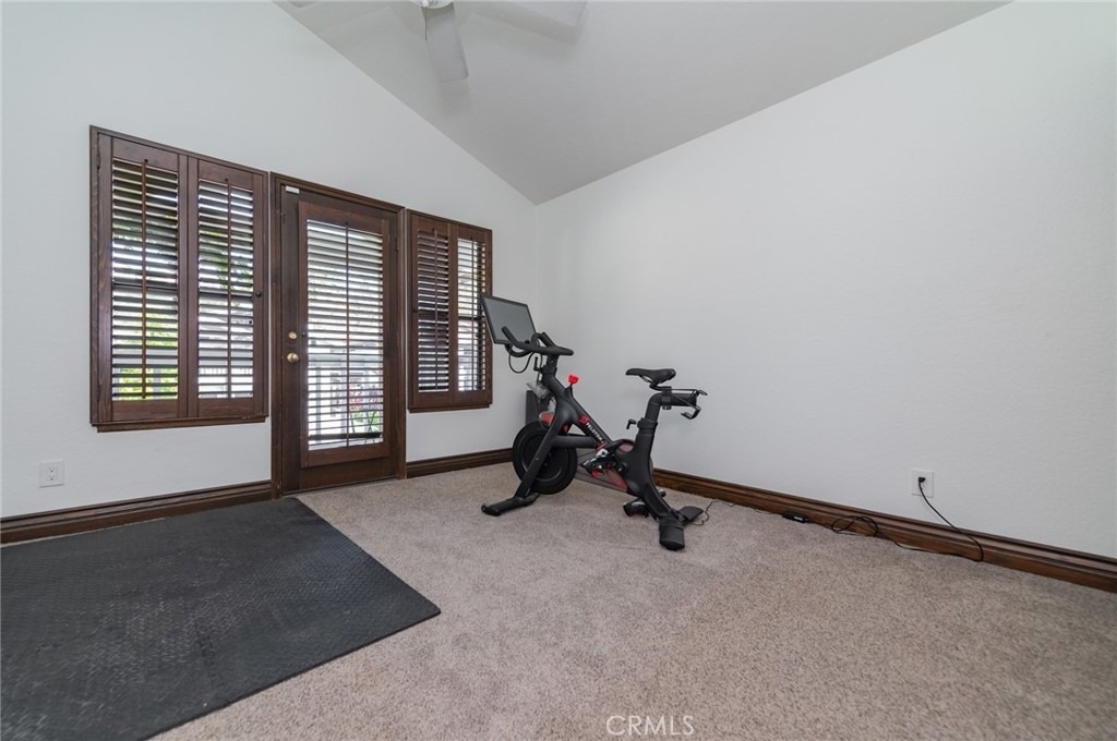 24692 Kings Road - Photo 47