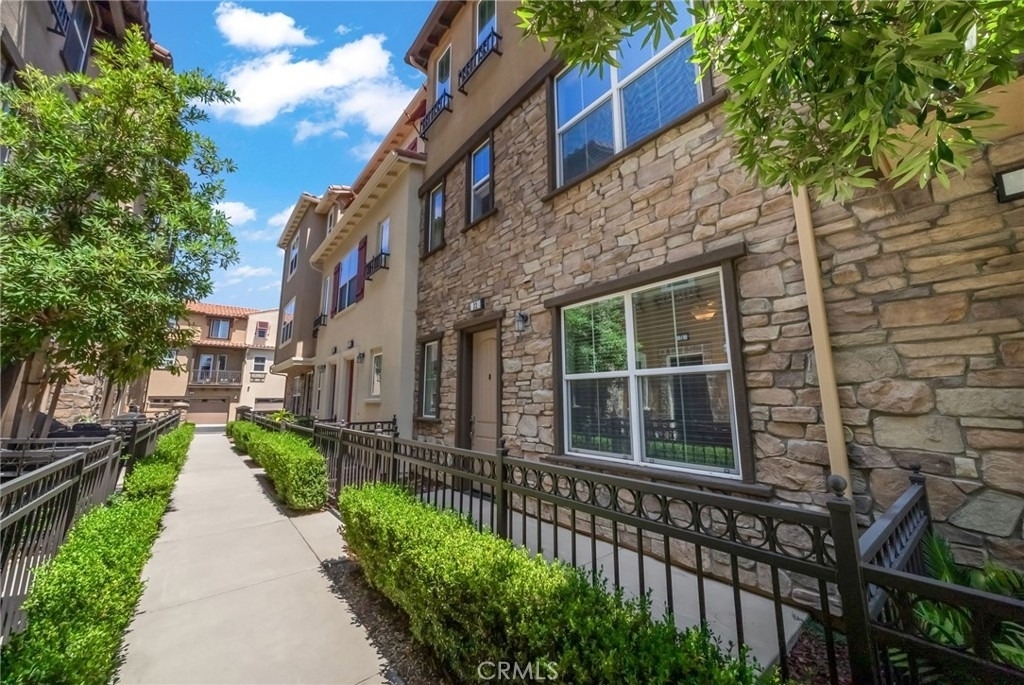 32 Aliso Ridge - Photo 0
