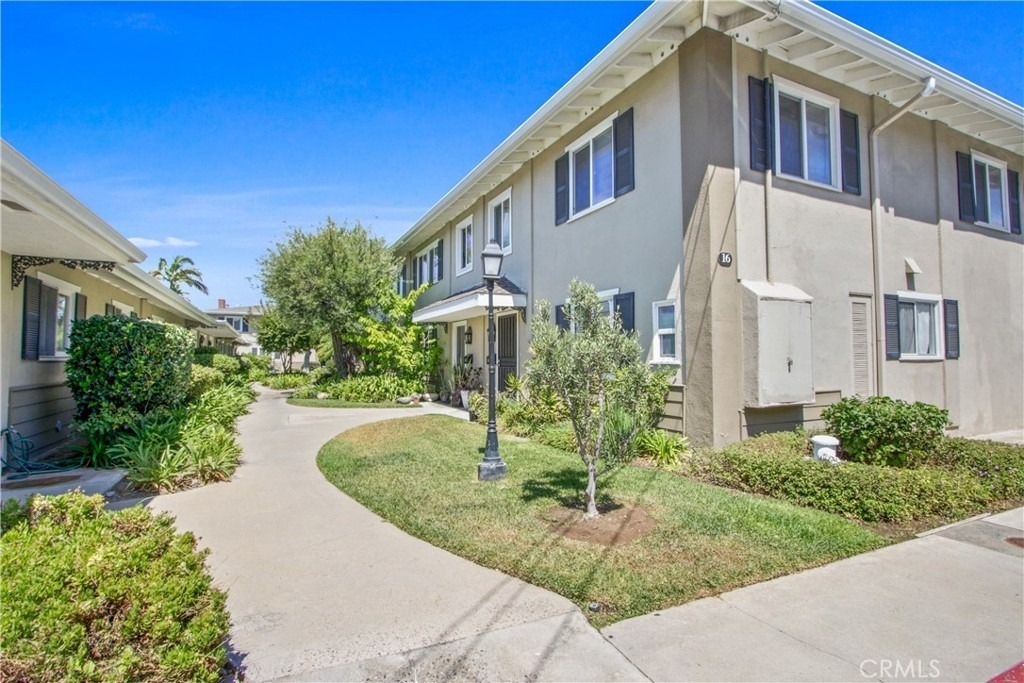 1741 Tustin Avenue - Photo 15