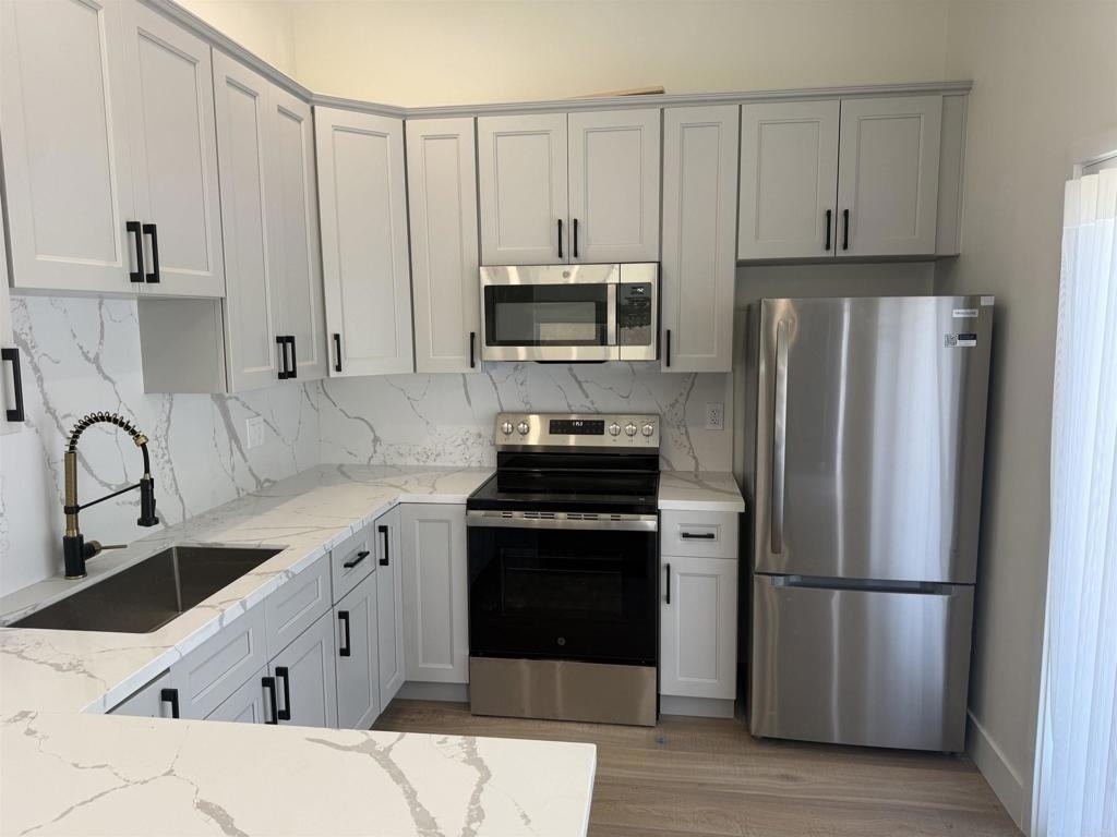 3204 Neosho Place - Photo 1