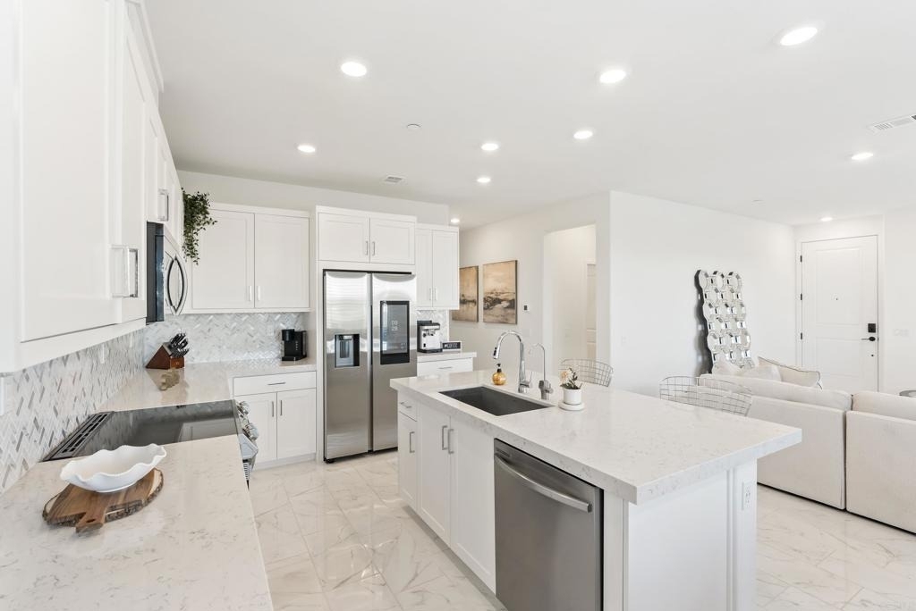 821 Mateo Street - Photo 5