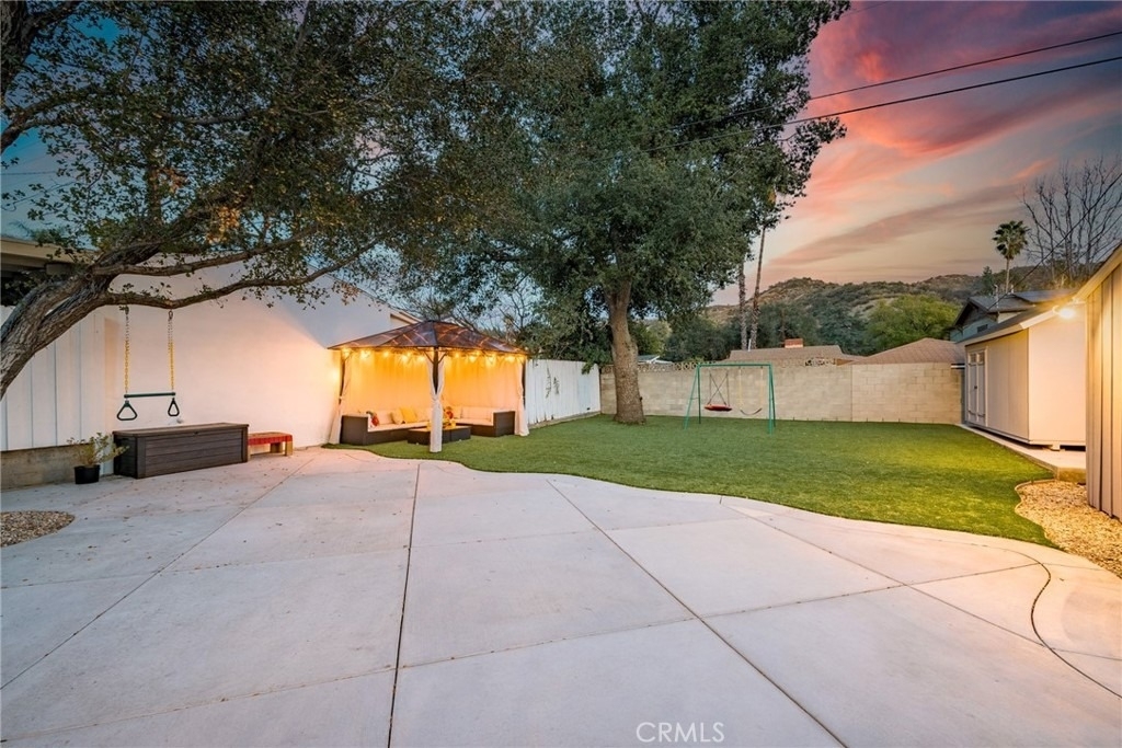3254 Castera Avenue - Photo 1