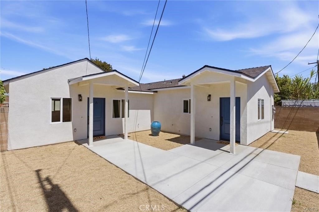 2155 Euclid Avenue - Photo 1