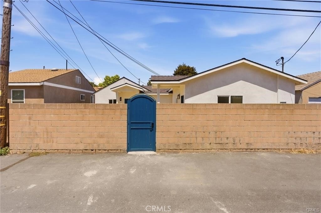 2155 Euclid Avenue - Photo 11