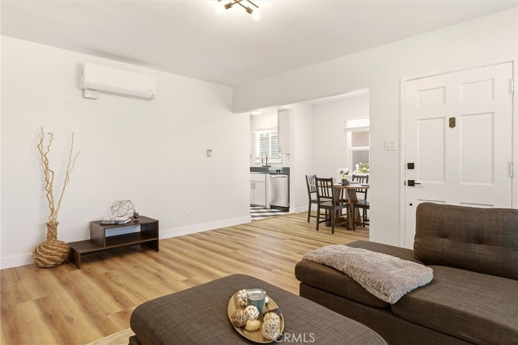 2151 Euclid Avenue - Photo 17