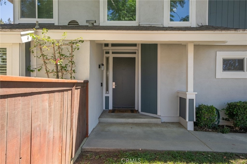 850 Tucson Court - Photo 2