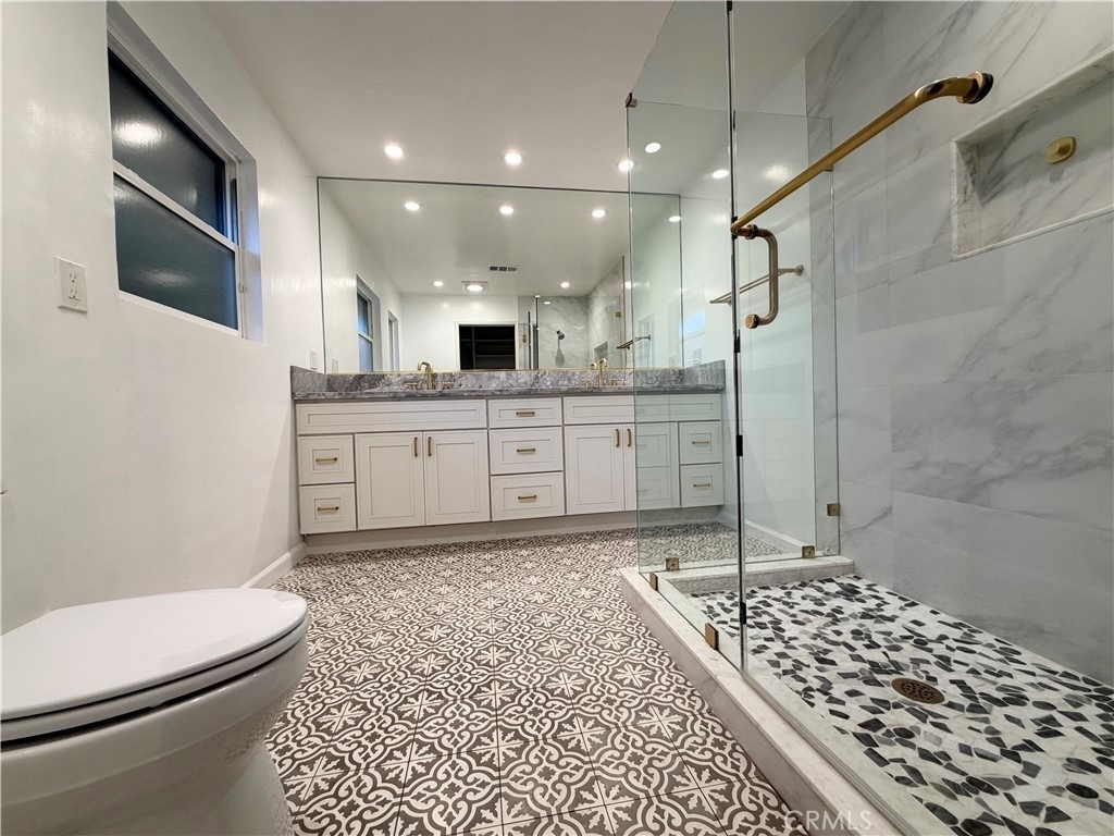 28 W Sycamore Avenue - Photo 18