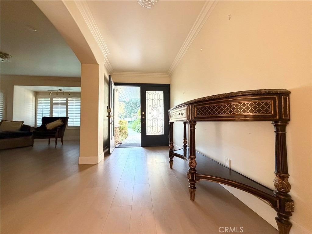28 W Sycamore Avenue - Photo 1