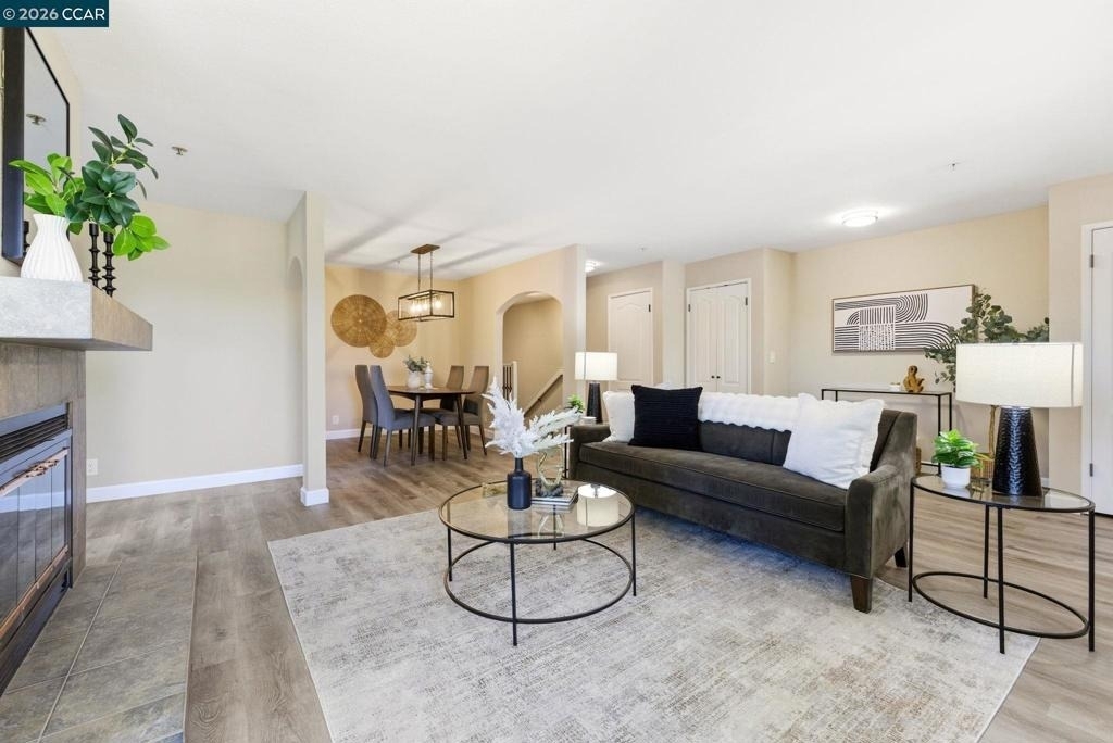 3279 Mount Diablo Ct - Photo 2