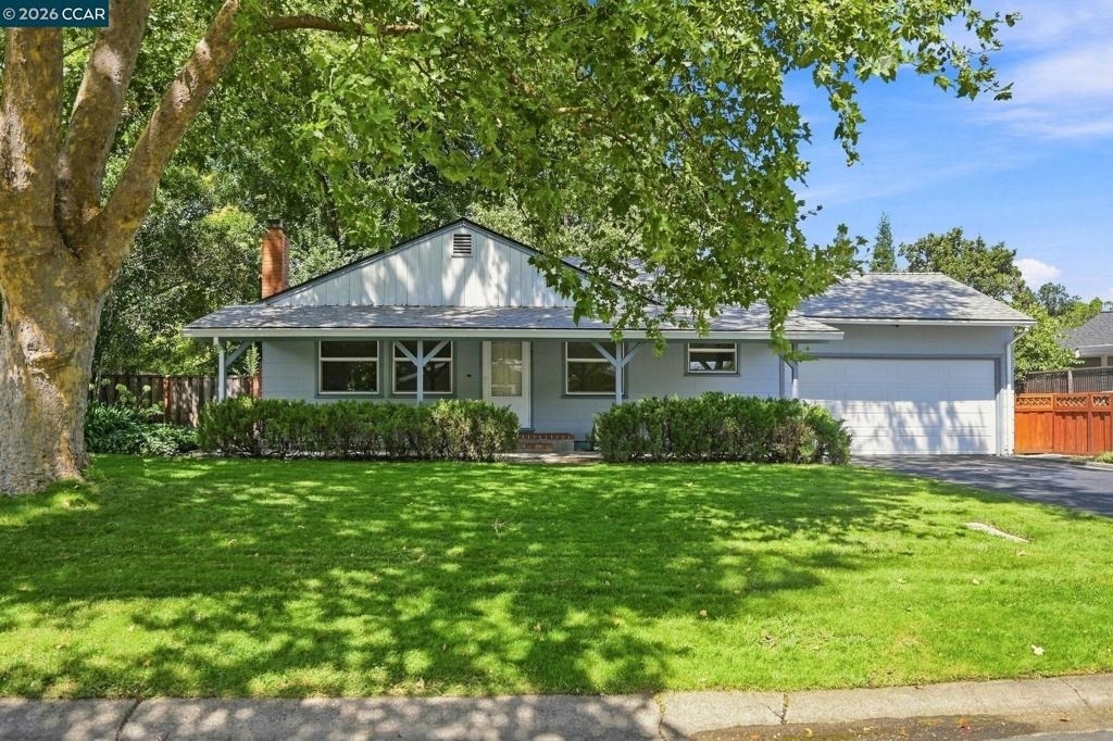 517 Shelly Dr - Photo 0