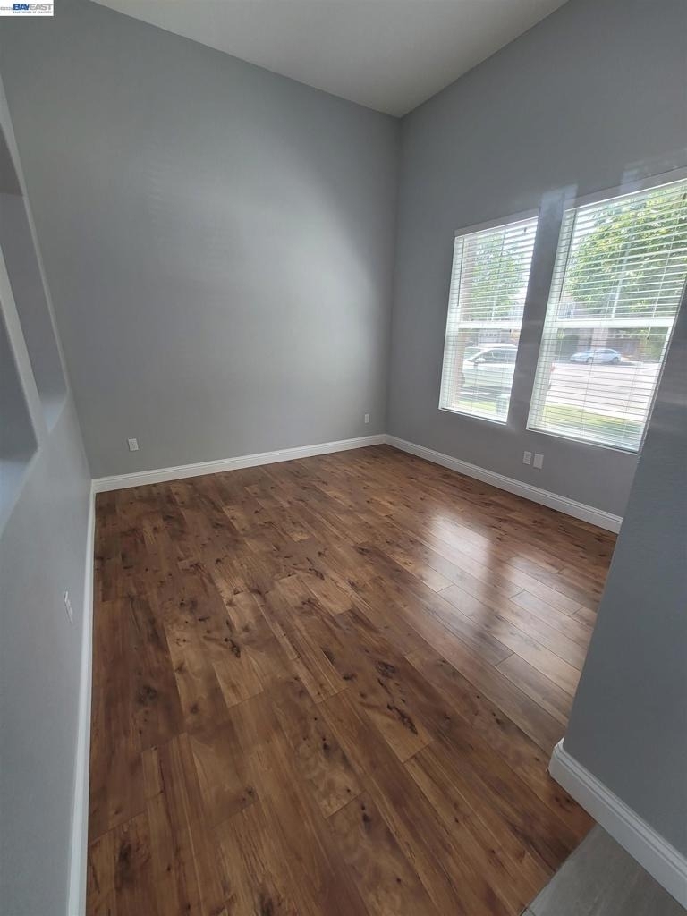 577 Rockingham Way - Photo 6