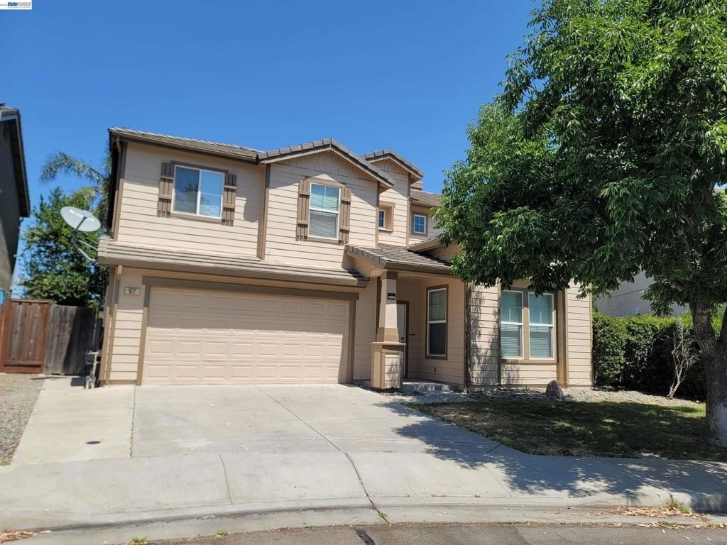 577 Rockingham Way - Photo 0