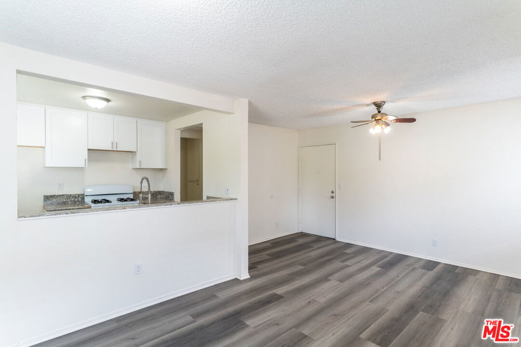 3210 Chapman Street - Photo 2