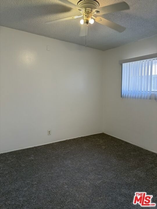 510 W Hyde Park Boulevard - Photo 4