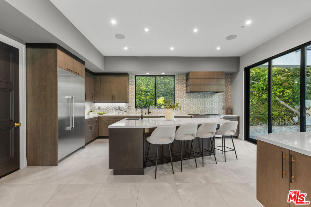17401 Rancho Street - Photo 18