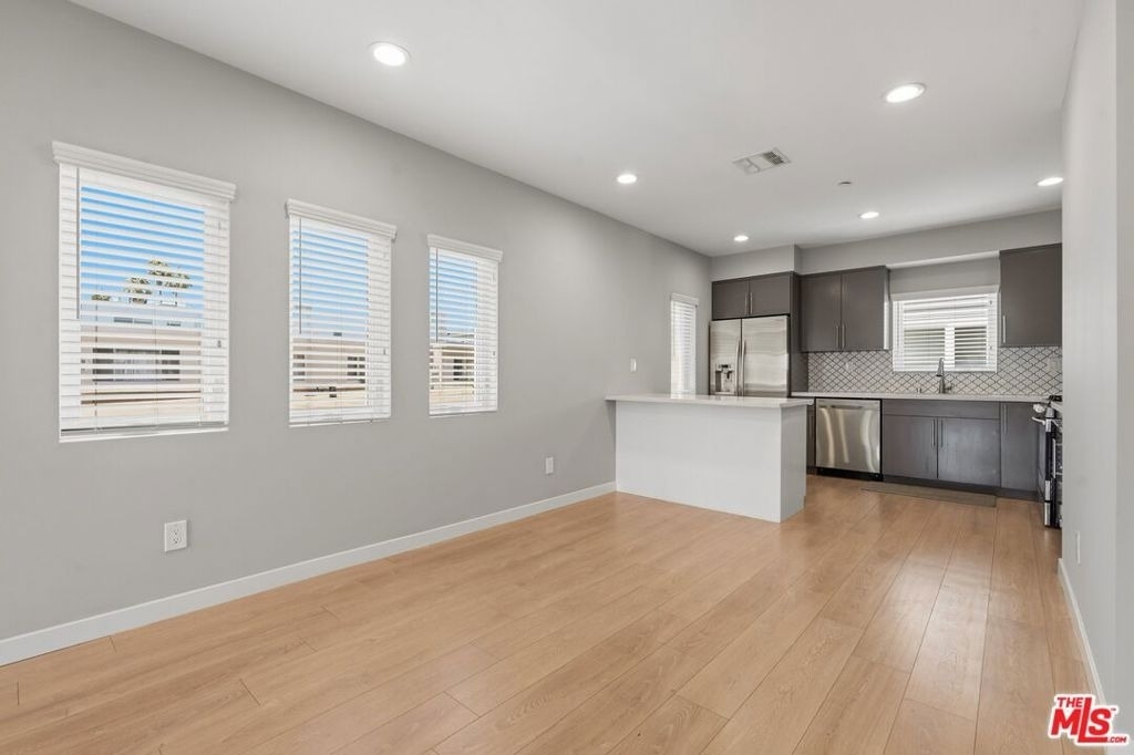 6119 Fountain Avenue - Photo 12