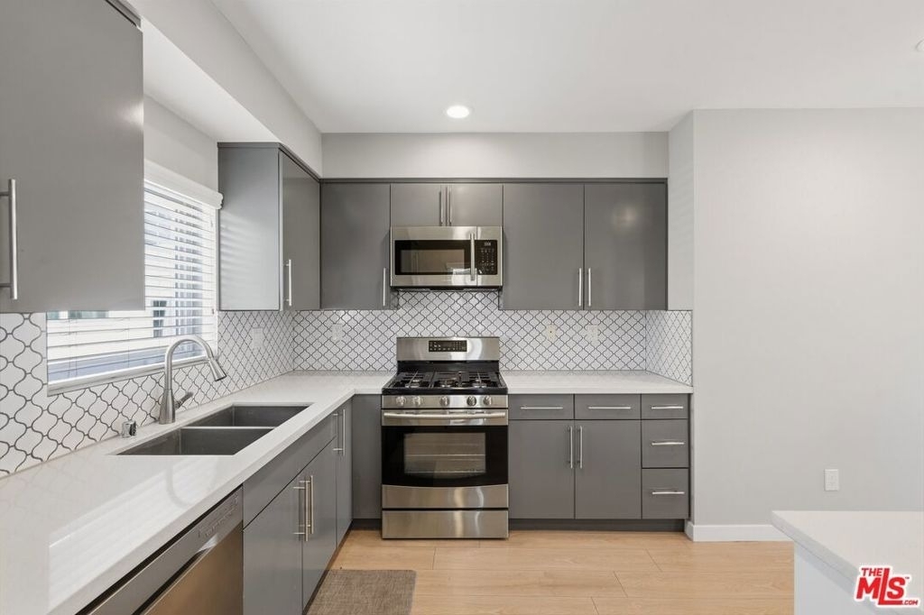 6119 Fountain Avenue - Photo 16