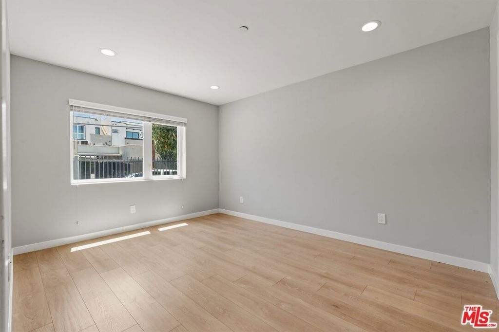 6119 Fountain Avenue - Photo 5