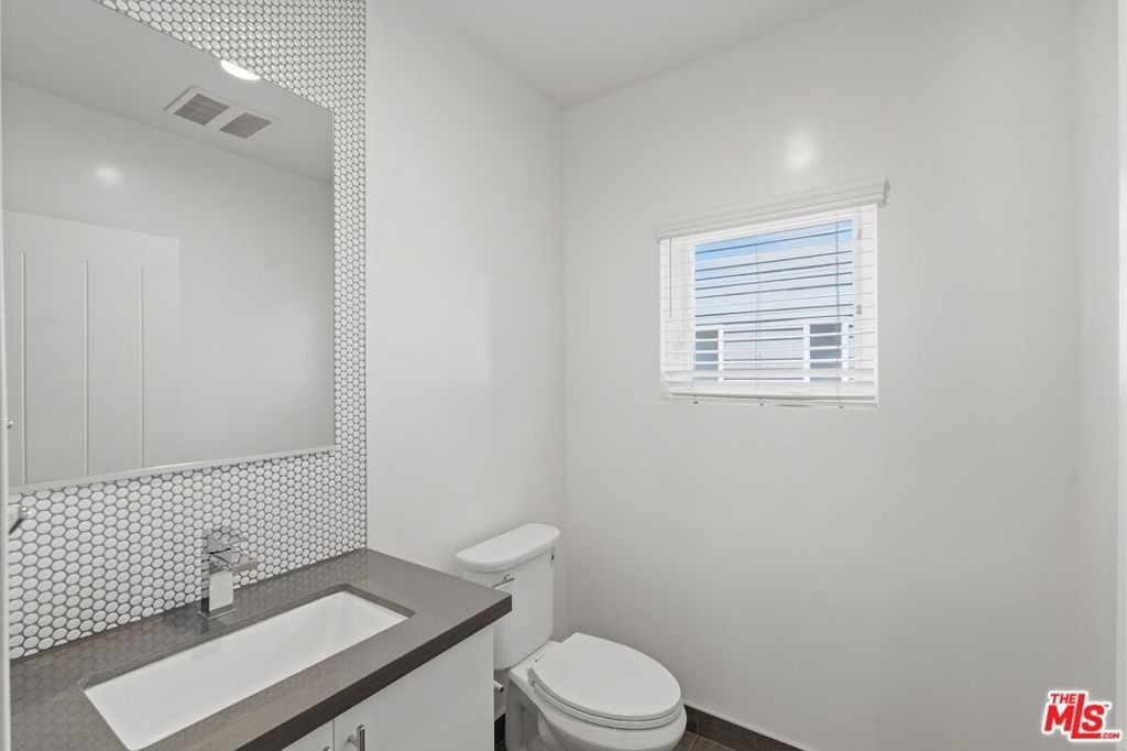 6119 Fountain Avenue - Photo 18