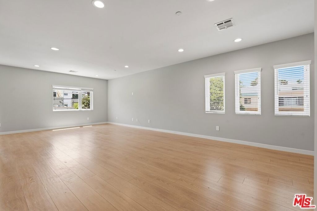 6119 Fountain Avenue - Photo 10