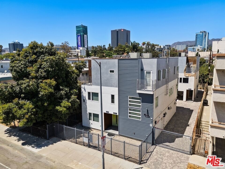 6119 Fountain Avenue - Photo 32